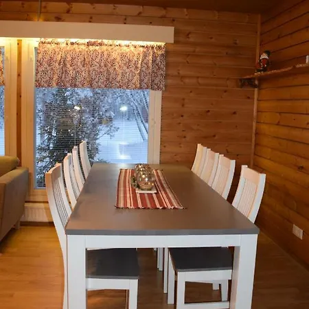 Villa Hiski Lakeside House Rovaniemi